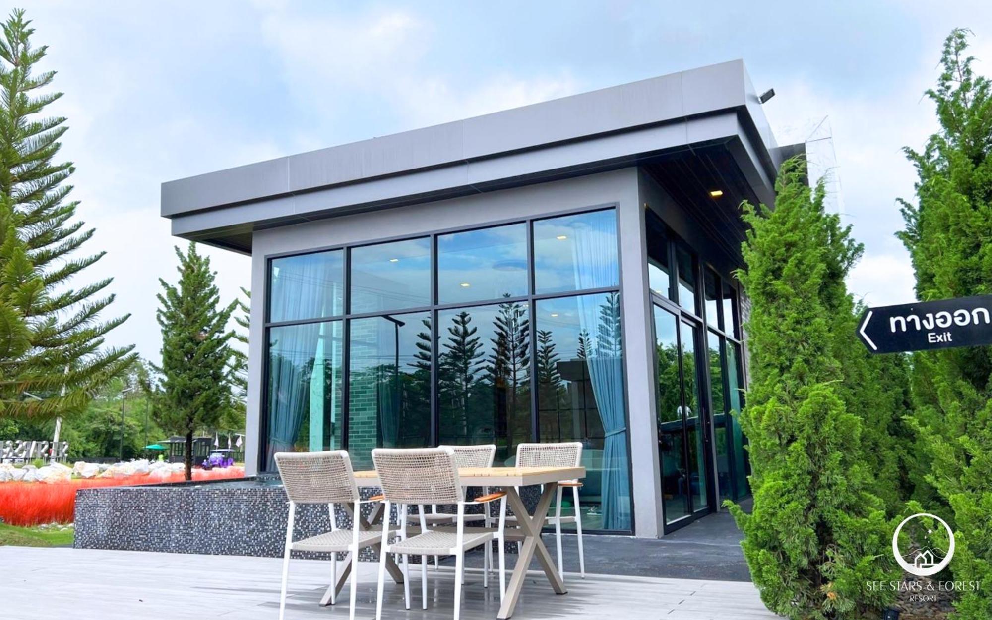See Stars & Forest Resort Amphoe Sawang Daen Din 외부 사진