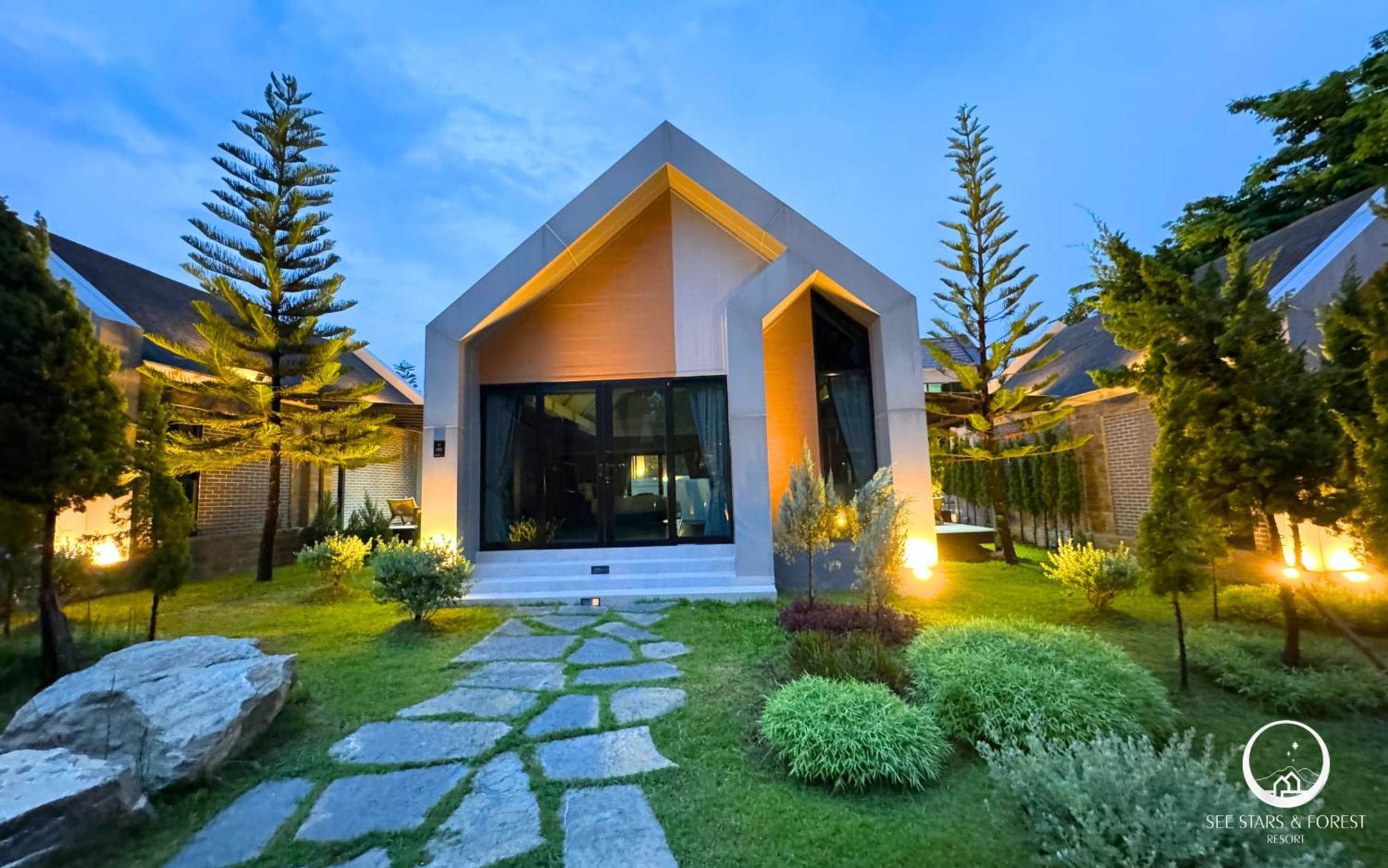 See Stars & Forest Resort Amphoe Sawang Daen Din 외부 사진
